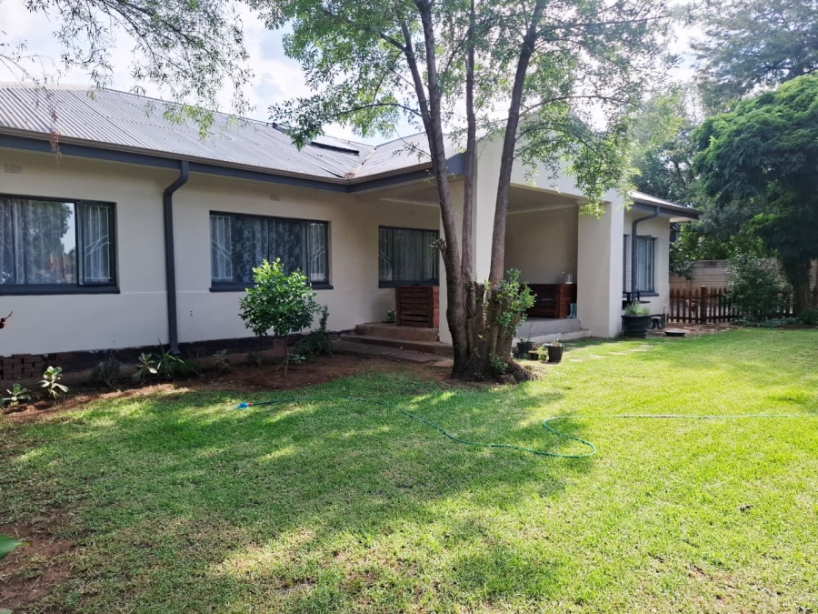 3 Bedroom Property for Sale in Bayswater Free State